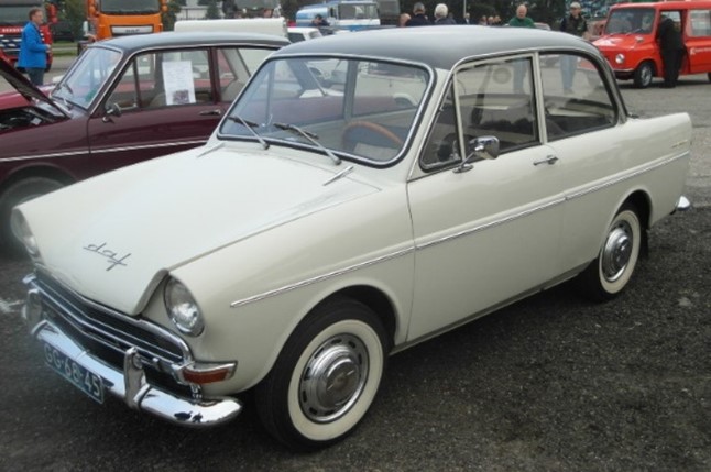 Daffodil (Daf 30) Sedan